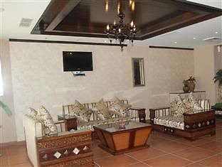 Apex Hotel Baddi Екстериор снимка